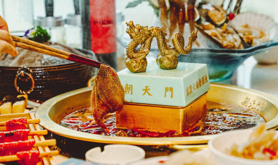 火鍋店熬制地溝油被罰巨款！餐飲食安時刻謹(jǐn)記！